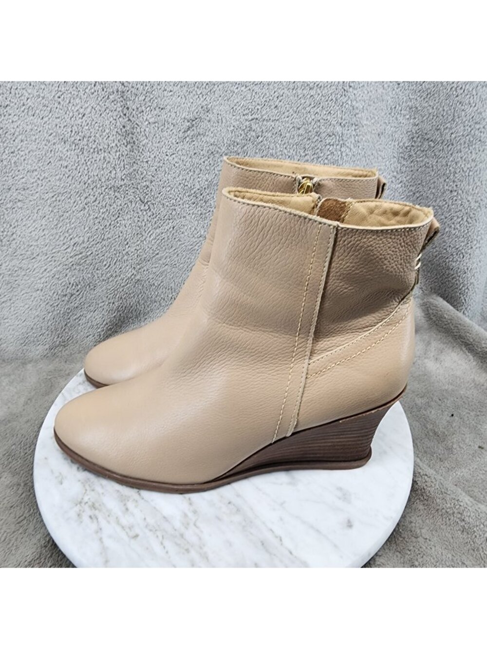 Lucca Lane Shoes Womens Size 8.5 Tan Leather Wedge Ankle Boots *Read*